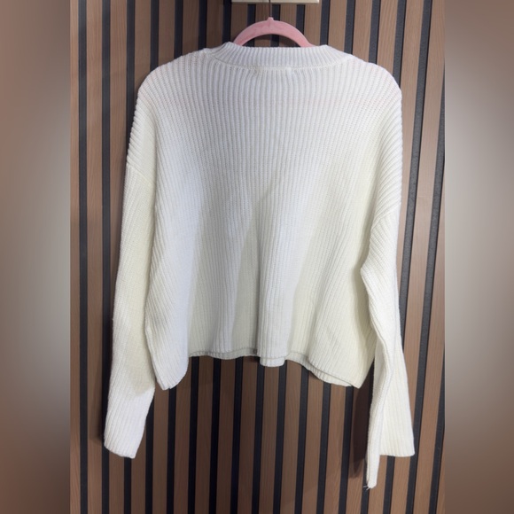 Moon & Madison White Knit Sweater Sz S - Picture 6 of 6